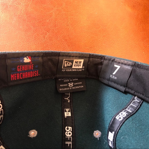 Genuine New Era Oakland A’s fitted cap - Picture 4 of 4